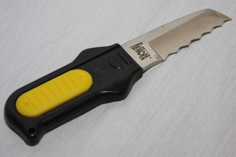 Dive Equipment/Knife.jpg